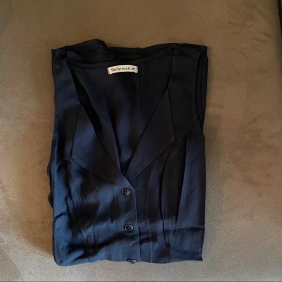 Reformation Rilynn Dress in Navy *NEW* - Picture 4 of 5